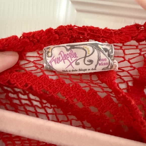 ❤️Free People Bold Red. Off The Coast Crochet Layer NWT hard to find one size ❤️ - Picture 5 of 11